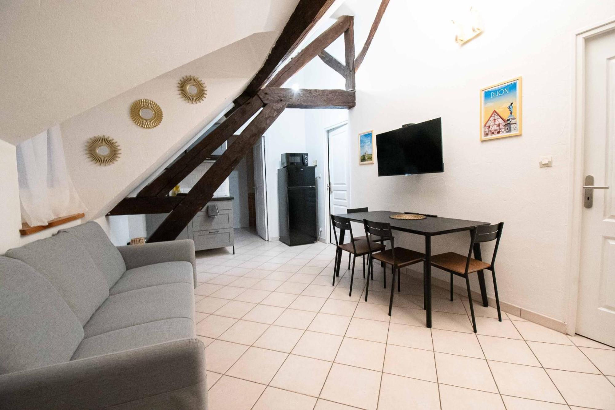 Residence Le Zola Compose De 3 Appartements Distincts En Hyper Centre De Dijon Avec Wifi Dış mekan fotoğraf